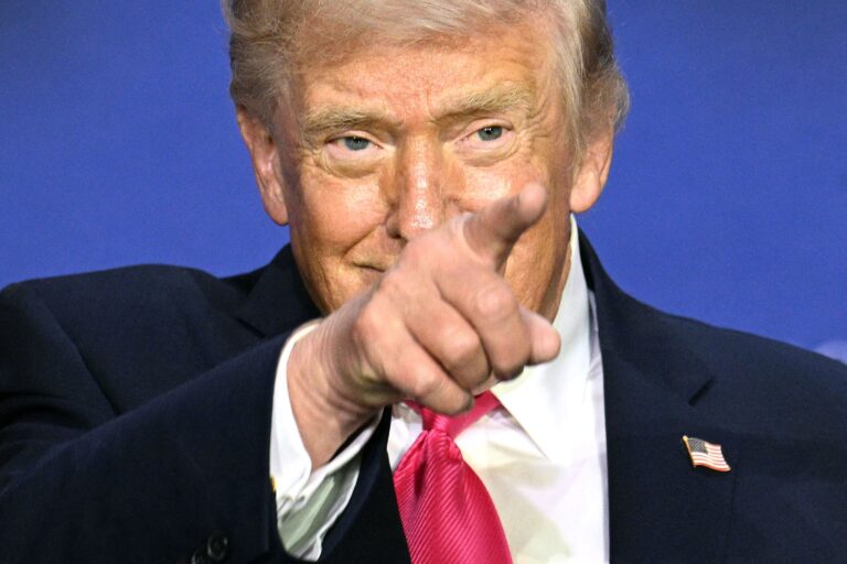 17764373871973